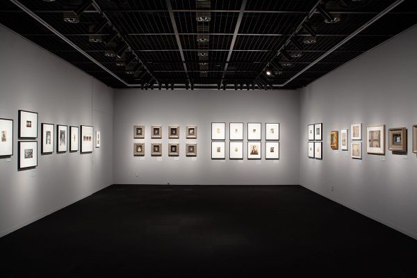 写真展の展示風景