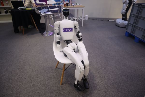 CESで展示された人型ロボット